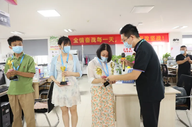 激情時刻！榮耀時刻！
